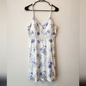 No Boundaries Juniors Crochet Waist Floral Dress Size XL